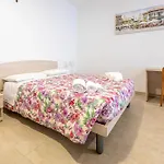 Congregazione Suore Figlie Di San Francesco Di Sales 3*